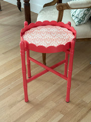 BEGONIA SCALLOP TRAY TABLE