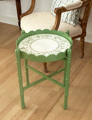 GREEN TEA SCALLOP TRAY TABLE